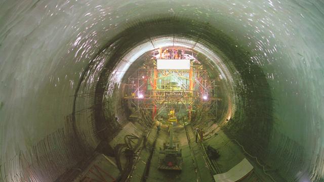 LISBONA (PORTOGALLO) - TUNNEL METROPOLITANA